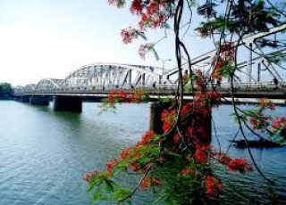 THE GRAND VIETNAM EXPEDITION: HIGHLANDS, EMERALD BAYS & IMPERIAL LEGACIES 13D/12N from 825 USD/person only