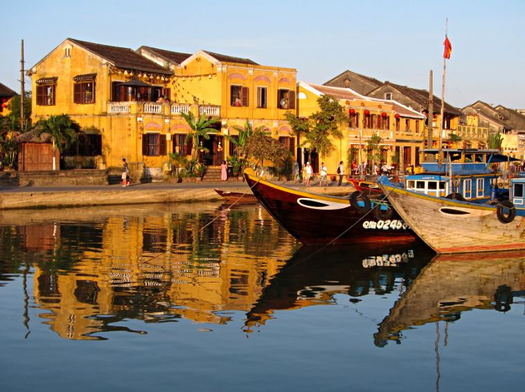 DISCOVER CENTRAL OF VIETNAM 4 DAYS 3 NIGHTS - GROUP TOUR